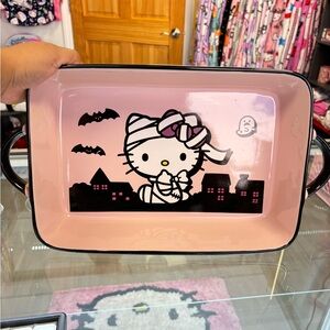 Hello kitty halloween oven baking dish!